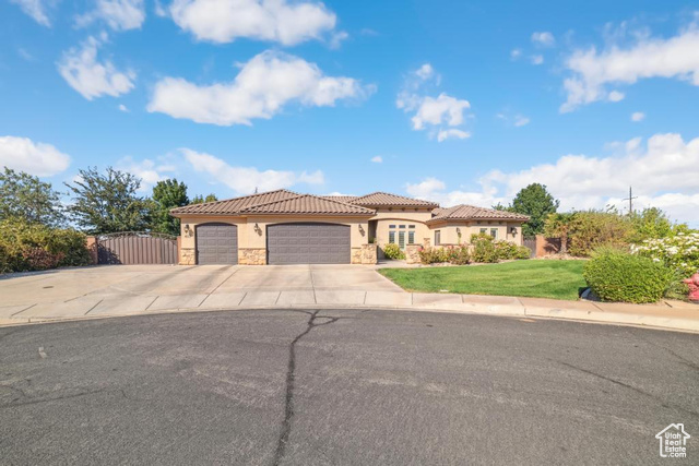 417 E STONEHEDGE CIR, Washington, Utah 84780, 4 Bedrooms Bedrooms, ,4 BathroomsBathrooms,Residential,Single Family Residence,417 E STONEHEDGE CIR,2028537