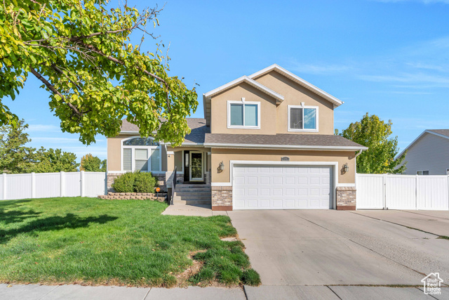 7553 S PARK VILLAGE DR, West Jordan UT 84081