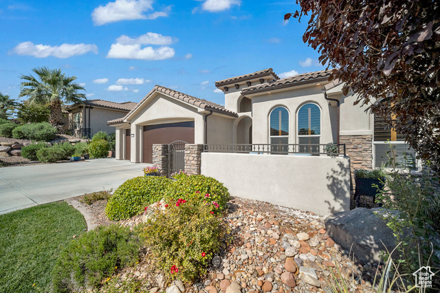 2602 W DESERT SPRINGS RD, St. George, Utah 84770, 6 Bedrooms Bedrooms, ,4 BathroomsBathrooms,Residential,Single Family Residence,2602 W DESERT SPRINGS RD,2028686