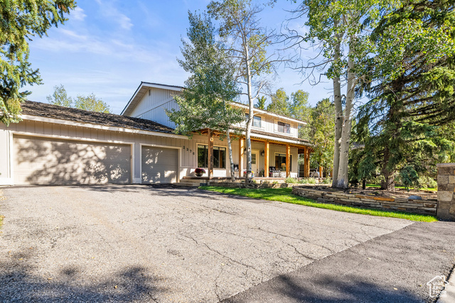 Residential - Single Family Residence