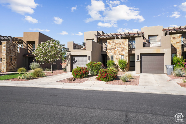 5029 N ESCAPES DR, St. George, Utah 84770, 3 Bedrooms Bedrooms, ,5 BathroomsBathrooms,Residential,Townhouse,5029 N ESCAPES DR,2029267