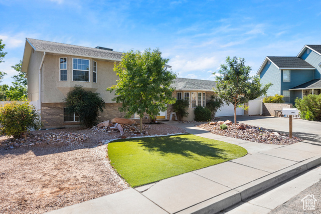 2408 E 80 CIR, St. George, Utah 84790, 5 Bedrooms Bedrooms, ,4 BathroomsBathrooms,Residential,Single Family Residence,2408 E 80 CIR,2029359