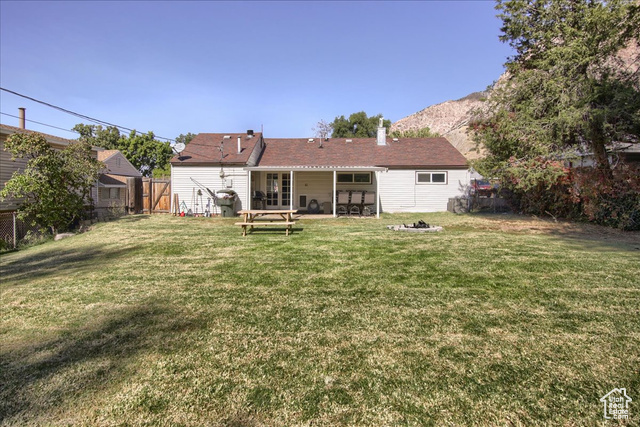 Incredible outdoor space with Mountain views.