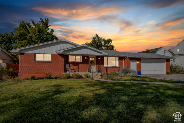 1645 E 12500 S, Draper, Utah 84020, 6 Bedrooms Bedrooms, ,3 BathroomsBathrooms,Residential,Single Family Residence,1645 E 12500 S,2029793