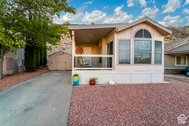 43 REDBLUFF DR, Hurricane, Utah 84737, 2 Bedrooms Bedrooms, ,2 BathroomsBathrooms,Residential,Single Family Residence,43 REDBLUFF DR,2029872