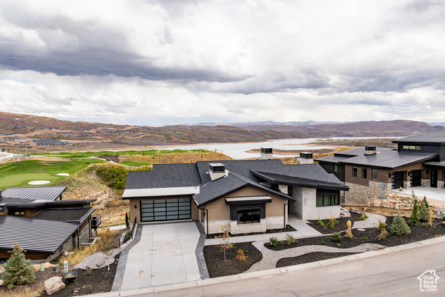 Photo 3 for MLS #2029955 at 1577 W Skyridge Dr