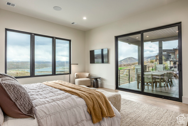 Photo 49 for MLS #2029955 at 1577 W Skyridge Dr
