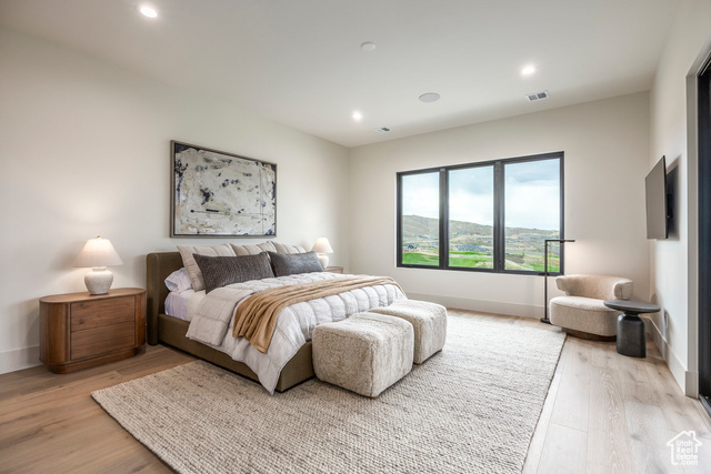 Photo 48 for MLS #2029955 at 1577 W Skyridge Dr