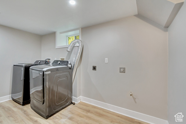 Photo 15 for MLS #2030155 at 2609 S Lake St