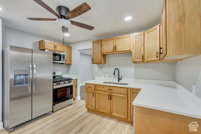 Photo 12 for MLS #2030155 at 2609 S Lake St
