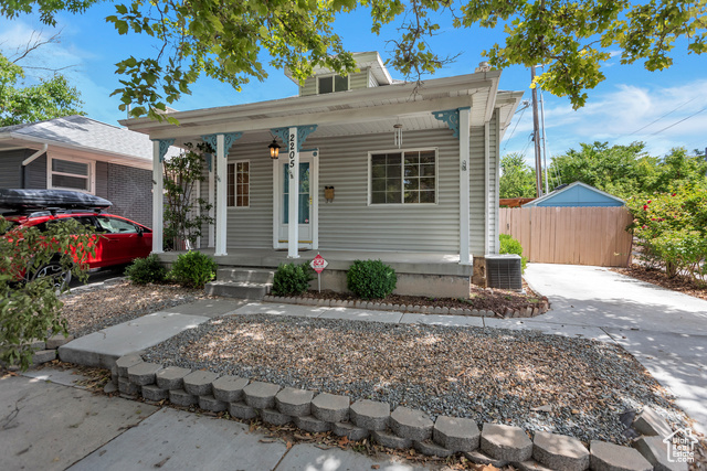 2205 S 800 E, Salt Lake City UT 84106