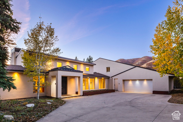 Photo 35 for MLS #2031387 at 671 N Freeze Creek Cir
