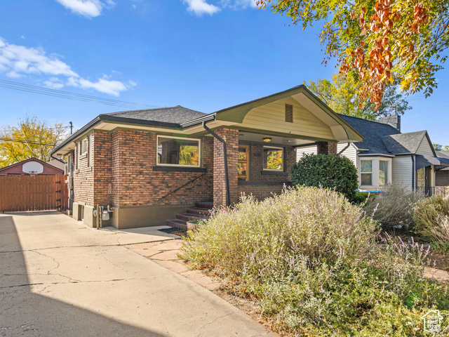 668 E BRYAN AVE, Salt Lake City, Utah 84105, 3 Bedrooms Bedrooms, ,2 BathroomsBathrooms,Residential,Single Family Residence,668 E BRYAN AVE,2031583