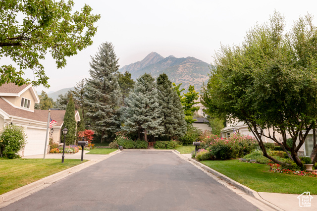 5016 S CASTO CIR, Salt Lake City, Utah 84117, 3 Bedrooms Bedrooms, ,3 BathroomsBathrooms,Residential,Condominium,5016 S CASTO CIR,2031922