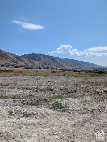 1092 E 100 S, Hyde Park UT 84318