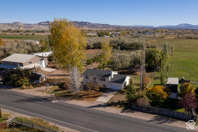 1390 N 500 W, Vernal, Utah 84078, 4 Bedrooms Bedrooms, ,2 BathroomsBathrooms,Residential,Single Family Residence,1390 N 500 W,2032093