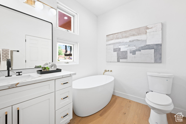 Photo 15 for MLS #2032451 at 2255 N Tuweap Dr #30