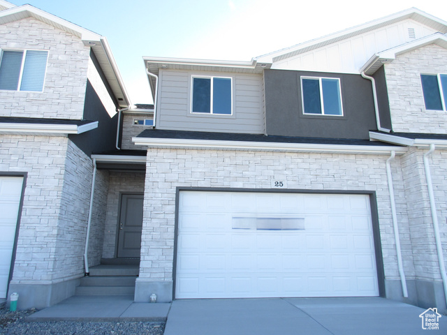 25 W PEARSON, Tooele, Utah 84074, 3 Bedrooms Bedrooms, ,3 BathroomsBathrooms,Residential,Townhouse,25 W PEARSON,2032455