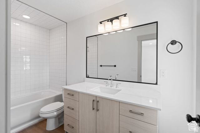 Photo 25 for MLS #2032524 at 49 E 200 North #4