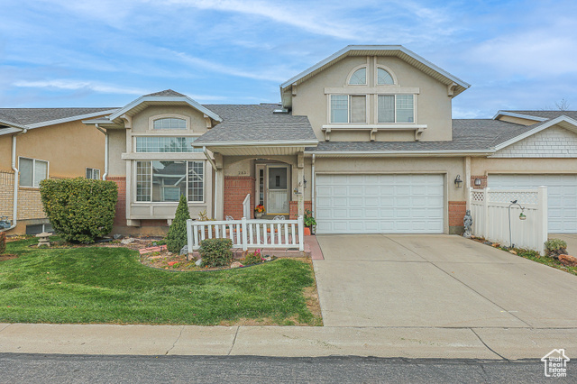 243 E COTTAGE WOOD LN, Murray, Utah 84107, 4 Bedrooms Bedrooms, ,4 BathroomsBathrooms,Residential,Condominium,243 E COTTAGE WOOD LN,2032608