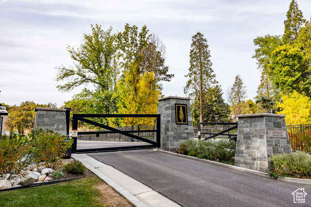 665 N HIDDEN HOLLOW, Farmington, Utah 84025, ,Land,Residential,665 N HIDDEN HOLLOW,2032807