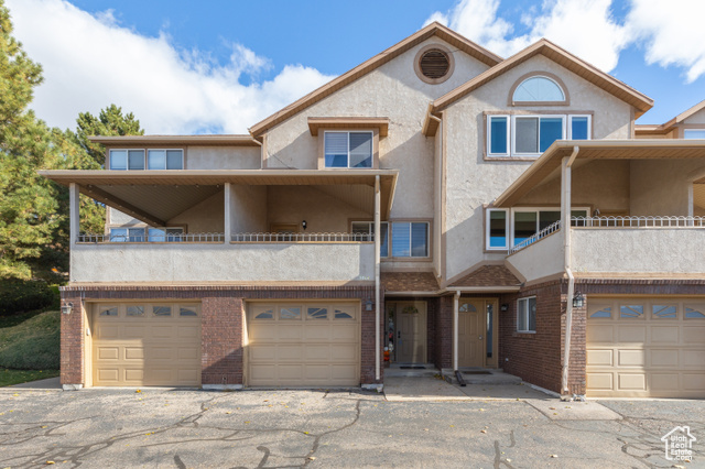 5814 E CLUB VIEW LN, South Ogden UT 84405