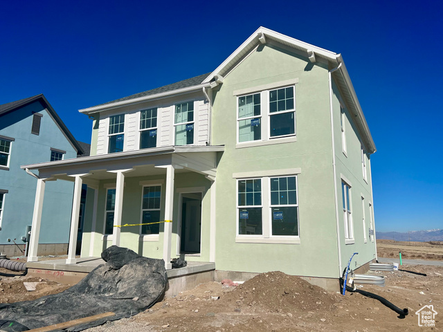 This new home is under construction to be complete in Dec/Jan. This home is Destination Homes Oxford Floor plan. Located in Daybreaks newest Watermark Village, home to the Watercourse.