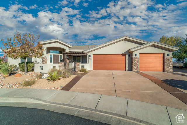 619 S 1950 W, St. George, Utah 84770, 3 Bedrooms Bedrooms, ,2 BathroomsBathrooms,Residential,Single Family Residence,619 S 1950 W,2033397