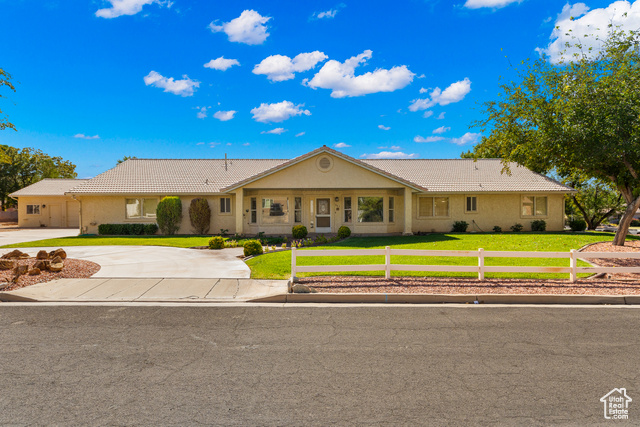 483 W PIMLICO, St. George, Utah 84790, 3 Bedrooms Bedrooms, ,3 BathroomsBathrooms,Residential,Single Family Residence,483 W PIMLICO,2033787