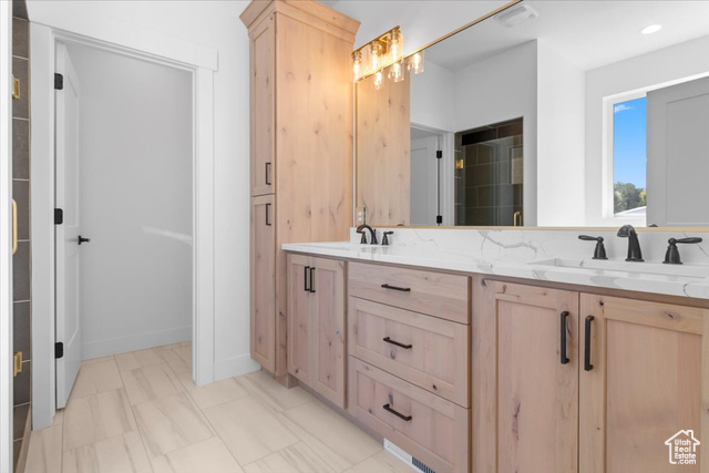 Photo 19 for MLS #2033979 at 440 E Sabra Way #108