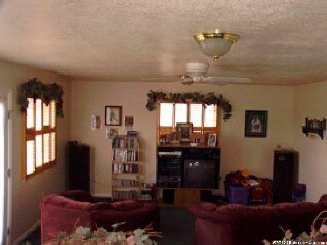 658 E 440 S, Hyrum, UT 84319 — photo 7