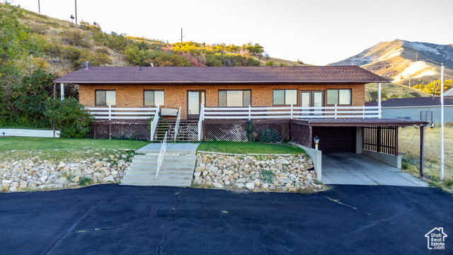 575 CANYON RD, Tooele, Utah 84074, 3 Bedrooms Bedrooms, ,2 BathroomsBathrooms,Residential,Single Family Residence,575 CANYON RD,2044562