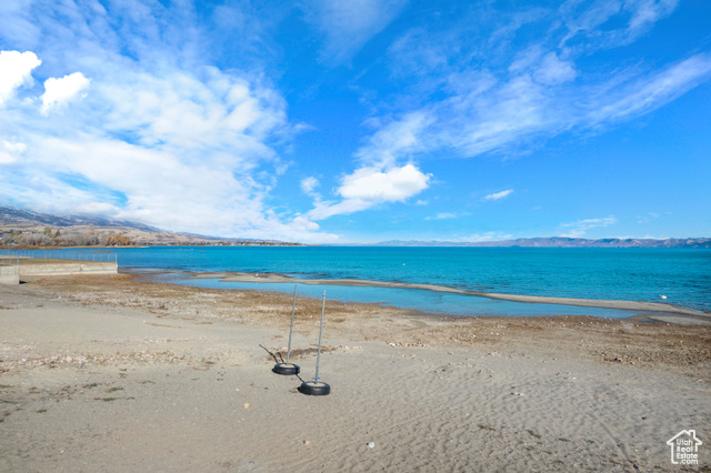 Your own Bear Lake sandy beach