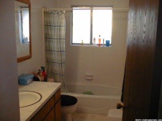 1639 N 1600 W, Clinton, UT 84015 — photo 4