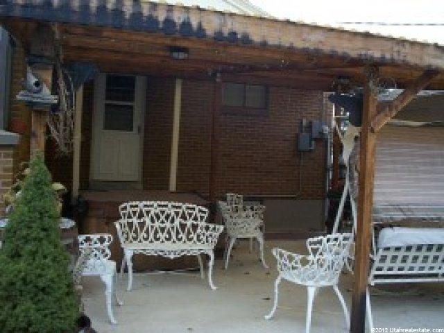 5442 Avalon Dr, Murray, UT 84107 — photo 3