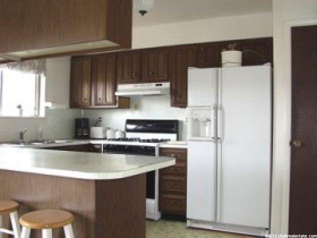 959 Cedar Terrace Cir, Sandy, UT 84094 — photo 6