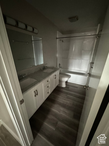 Photo 10 for MLS #2051963 at 2052 N 940 West