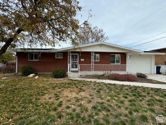 4328 S 2350 W, Roy UT 84067