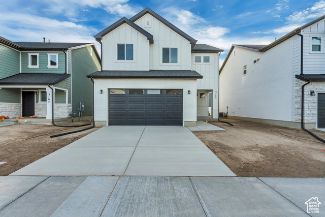 View of front of house featuring a garage