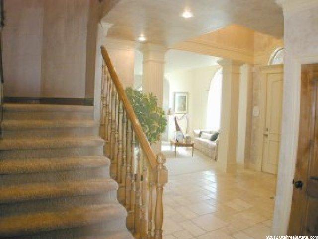 2 Eaglewood Ln, Sandy, UT 84092 — photo 2