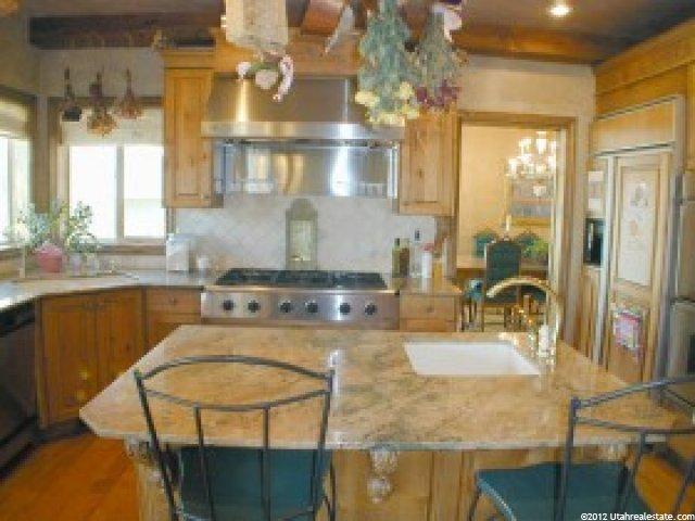 2 Eaglewood Ln, Sandy, UT 84092 — photo 5