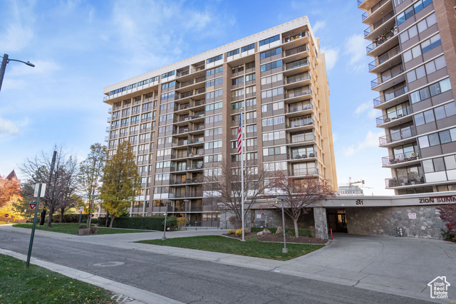 241 N VINE ST #102E, Salt Lake City, Utah 84103, 2 Bedrooms Bedrooms, ,2 BathroomsBathrooms,Residential,Condominium,241 N VINE ST #102E,2052523