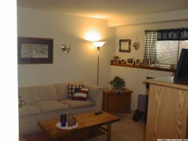 1027 Kimberly Dr, Layton, UT 84040 — photo 7