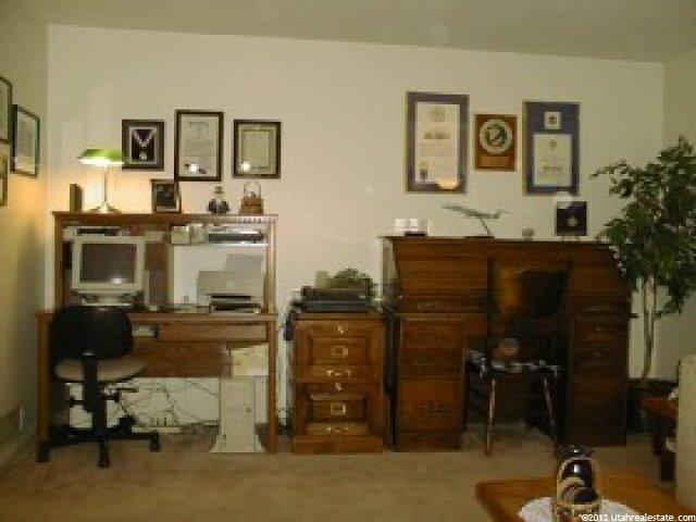 1027 Kimberly Dr, Layton, UT 84040 — photo 8