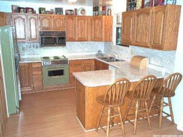9685 Sitzmark Dr, Sandy, UT 84092 — photo 3