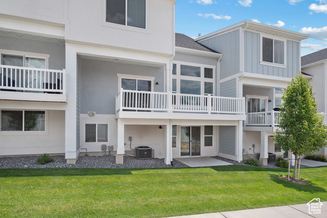 Photo 5 for MLS #2052903 at 9781 N Aaron Ave #207
