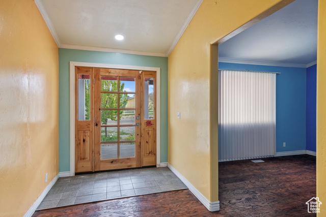 Photo 8 for MLS #2053134 at 346 W Durfee St