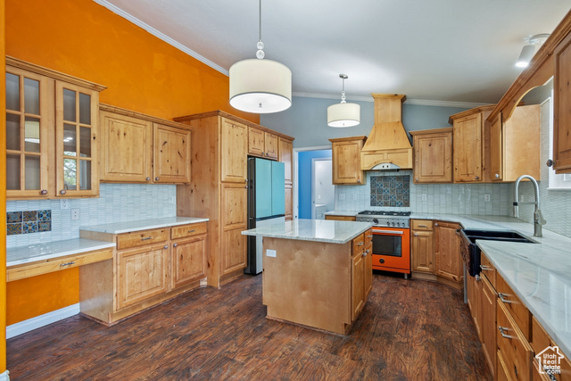 Photo 20 for MLS #2053134 at 346 W Durfee St