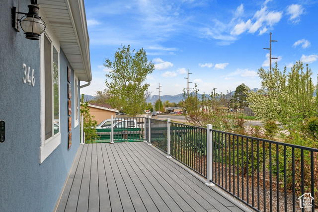 Photo 11 for MLS #2053134 at 346 W Durfee St