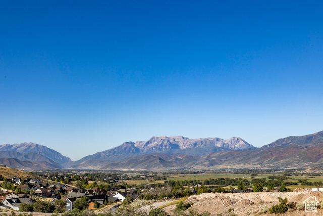 Photo 14 for MLS #2053235 at 1266 E Wildflower Cir #213